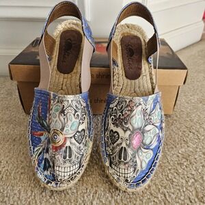Sundias Blue Skull Slingback Closed Toe Flat Espadrille Sandals Size 8.5